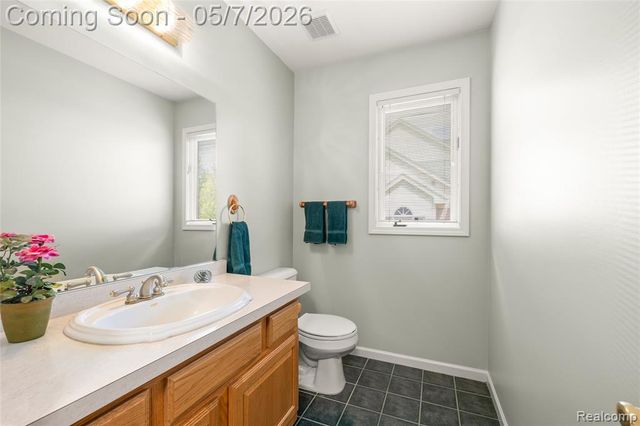 9124 Countrywood Drive, Plymouth, MI 48170