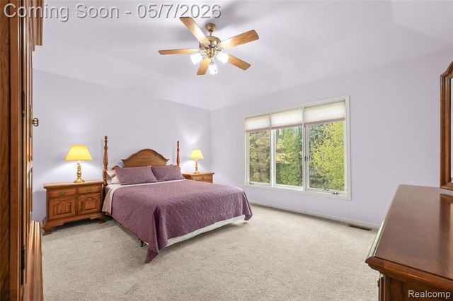9124 Countrywood Drive, Plymouth, MI 48170