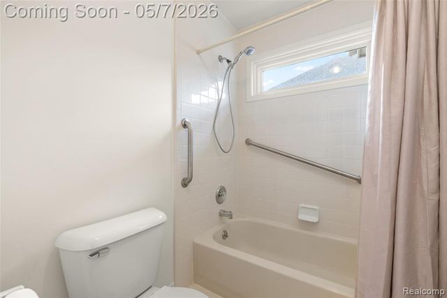 9124 Countrywood Drive, Plymouth, MI 48170