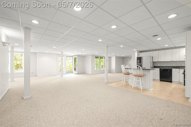 9124 Countrywood Drive, Plymouth, MI 48170