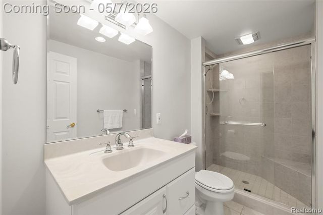 9124 Countrywood Drive, Plymouth, MI 48170