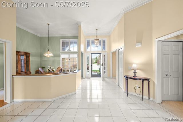9124 Countrywood Drive, Plymouth, MI 48170