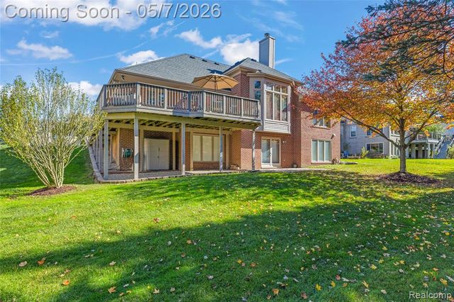 9124 Countrywood Drive, Plymouth, MI 48170