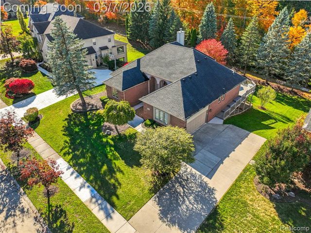 9124 Countrywood Drive, Plymouth, MI 48170