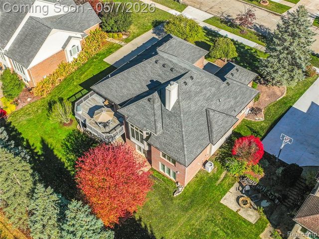 9124 Countrywood Drive, Plymouth, MI 48170