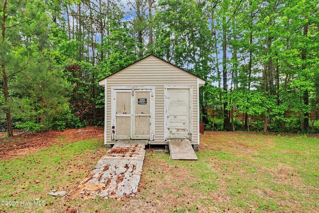 427 Baker Drive SW, Supply, NC 28462