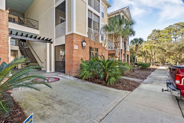 1101 Basildon Road, Mount Pleasant, SC 29466