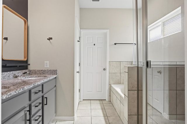 6400 Mary Lewis DR, Austin, TX 78747