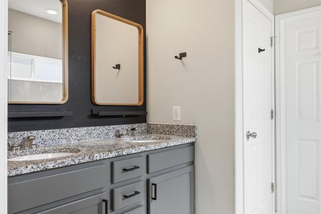 6400 Mary Lewis DR, Austin, TX 78747