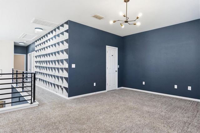 6400 Mary Lewis DR, Austin, TX 78747