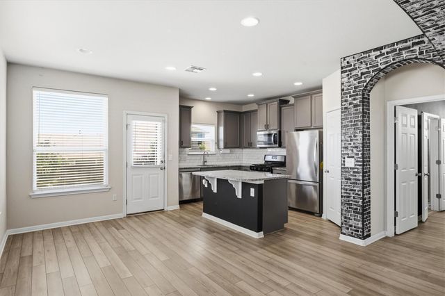 6400 Mary Lewis DR, Austin, TX 78747