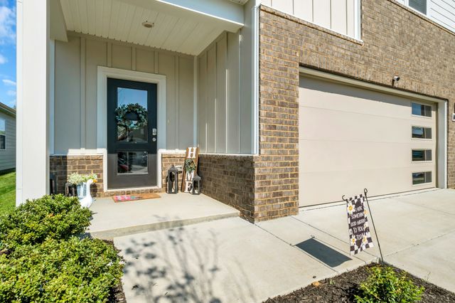 1064 Linn Cove Ct, Gallatin, TN 37066