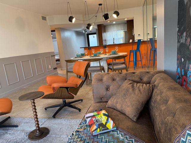 896 N Federal Highway 326, Lantana, FL 33462