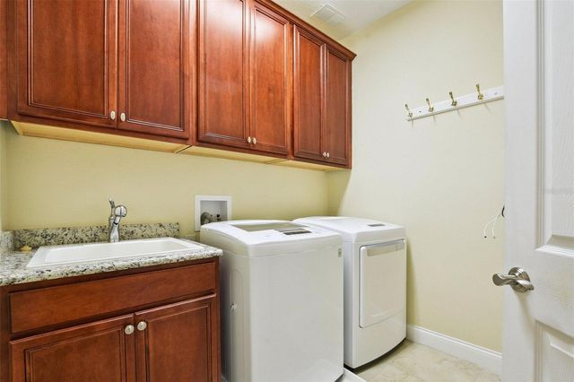 18229 BELLEZZA DRIVE, Orlando, FL 32820