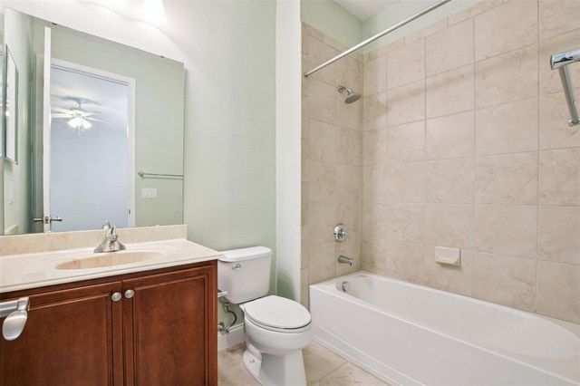 18229 BELLEZZA DRIVE, Orlando, FL 32820