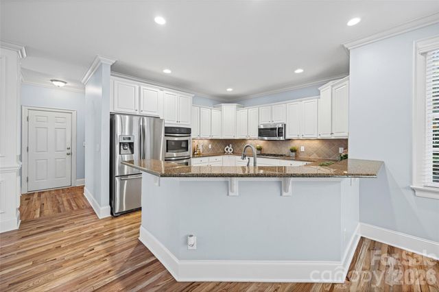 2455 Talbot Court, Sherrills Ford, NC 28673
