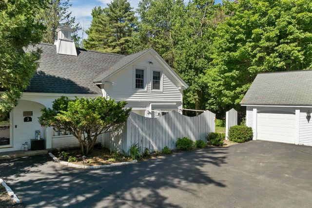 4 Farmhouse Lane, Wolfeboro, NH 03894