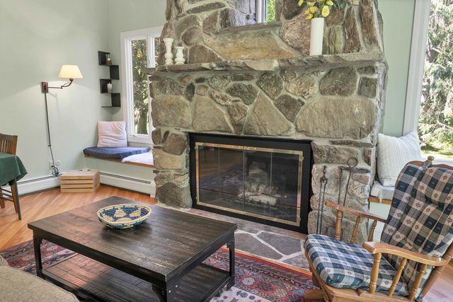 4 Farmhouse Lane, Wolfeboro, NH 03894