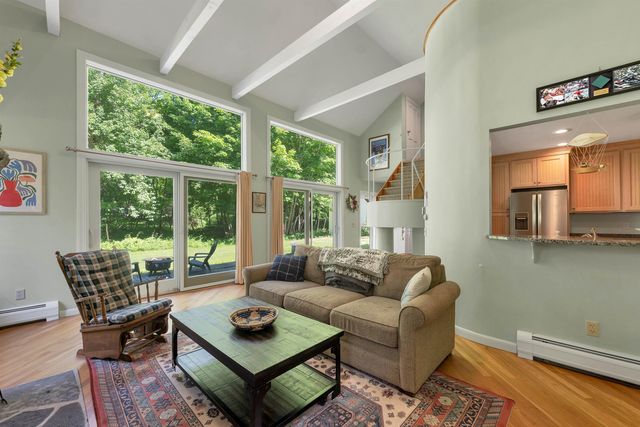 4 Farmhouse Lane, Wolfeboro, NH 03894