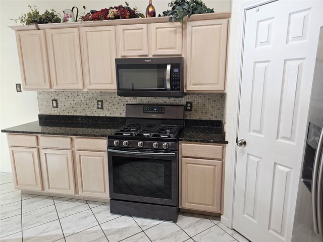 7783 Park Run Road, Fort Worth, TX 76137