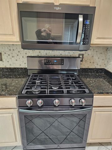 7783 Park Run Road, Fort Worth, TX 76137