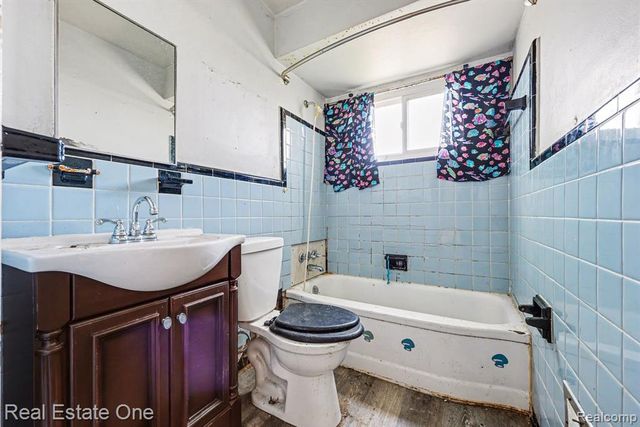 20059 Ellis Street, Roseville, MI 48066