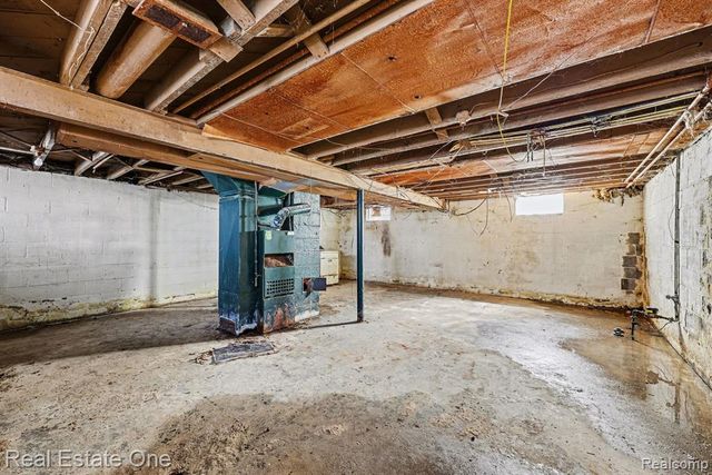 20059 Ellis Street, Roseville, MI 48066