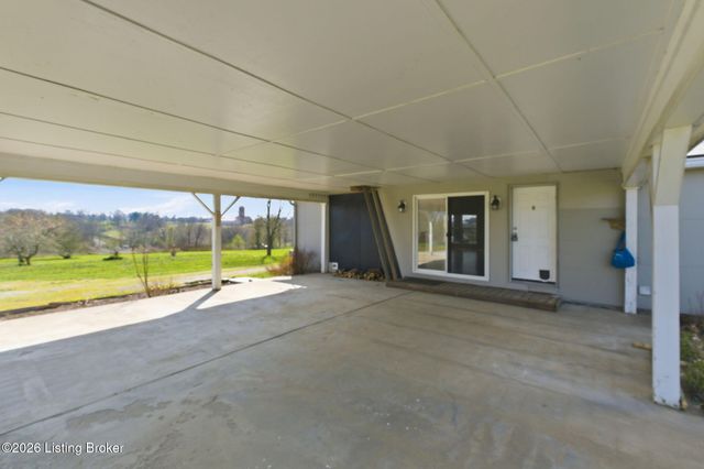 2512 Jackson Rd, Eminence, KY 40019