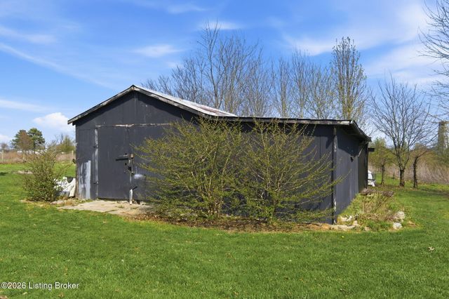 2512 Jackson Rd, Eminence, KY 40019