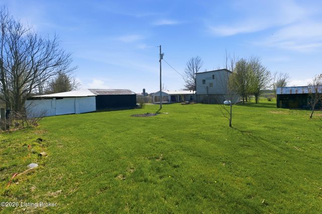 2512 Jackson Rd, Eminence, KY 40019