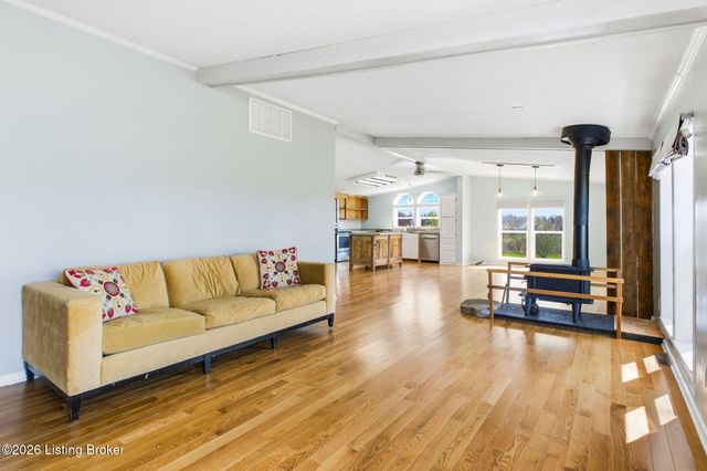 2512 Jackson Rd, Eminence, KY 40019