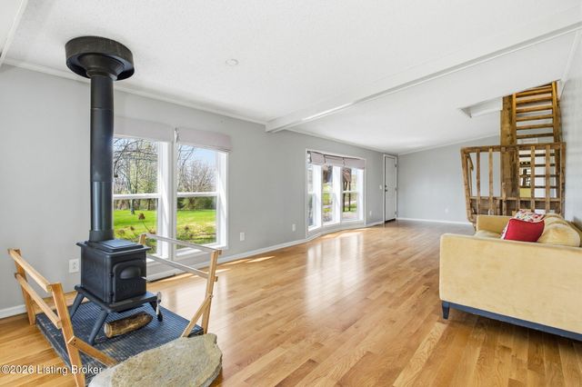 2512 Jackson Rd, Eminence, KY 40019