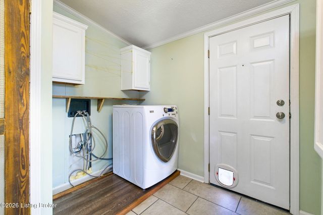 2512 Jackson Rd, Eminence, KY 40019