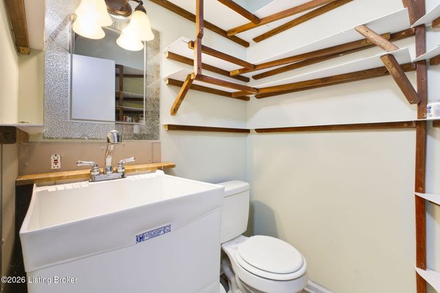 2512 Jackson Rd, Eminence, KY 40019