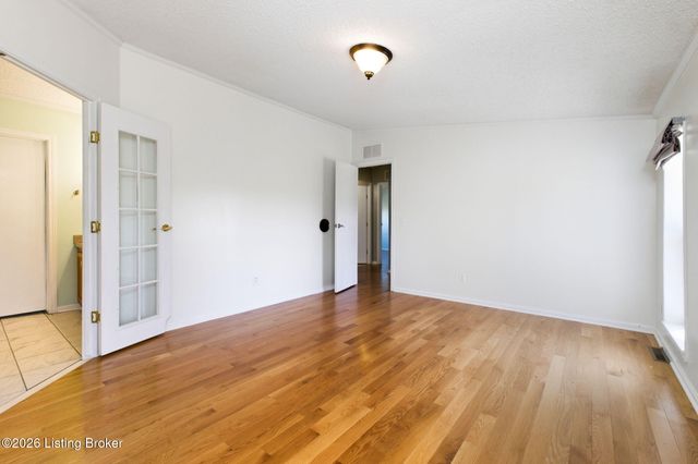 2512 Jackson Rd, Eminence, KY 40019