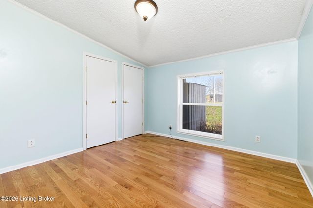 2512 Jackson Rd, Eminence, KY 40019