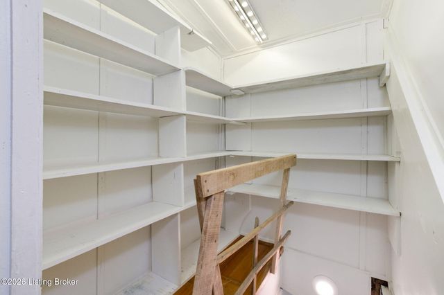 2512 Jackson Rd, Eminence, KY 40019