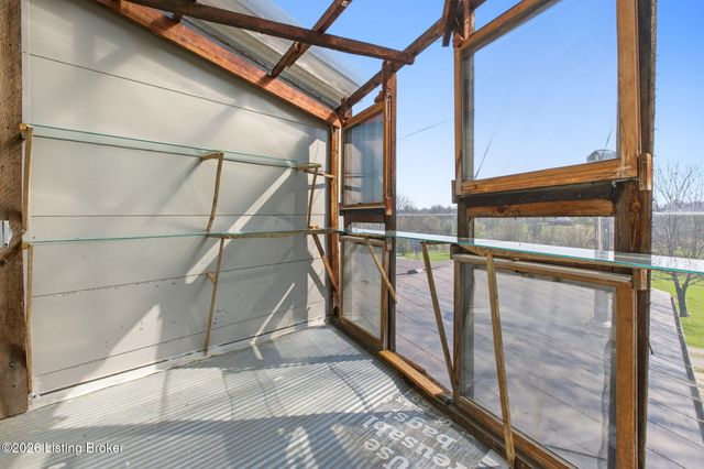 2512 Jackson Rd, Eminence, KY 40019