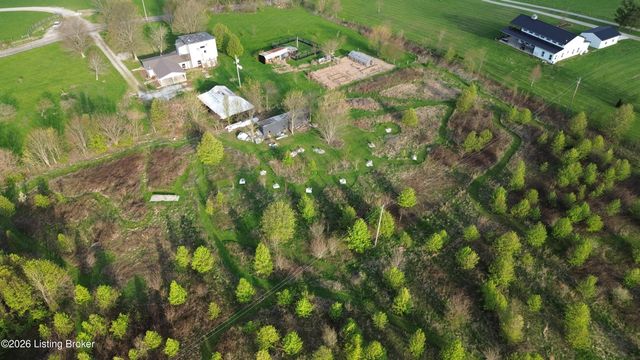 2512 Jackson Rd, Eminence, KY 40019