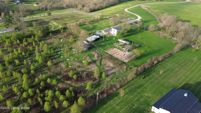 2512 Jackson Rd, Eminence, KY 40019