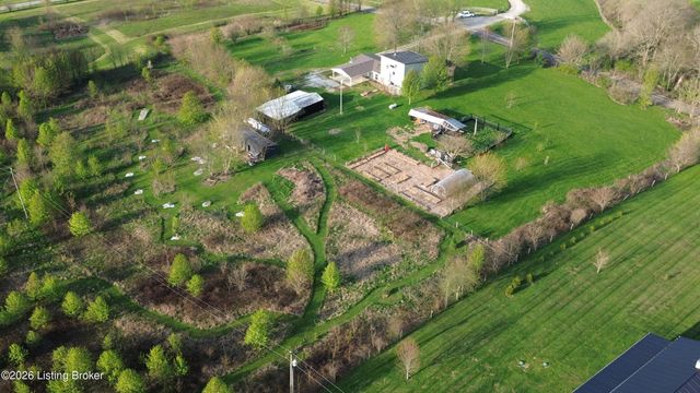 2512 Jackson Rd, Eminence, KY 40019