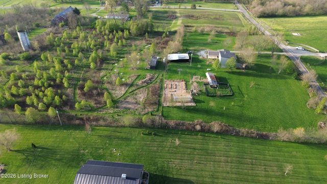 2512 Jackson Rd, Eminence, KY 40019