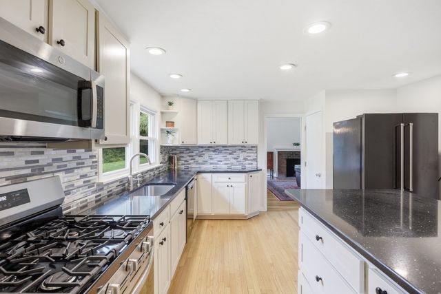 501 Newtown Road, Littleton, MA 01460