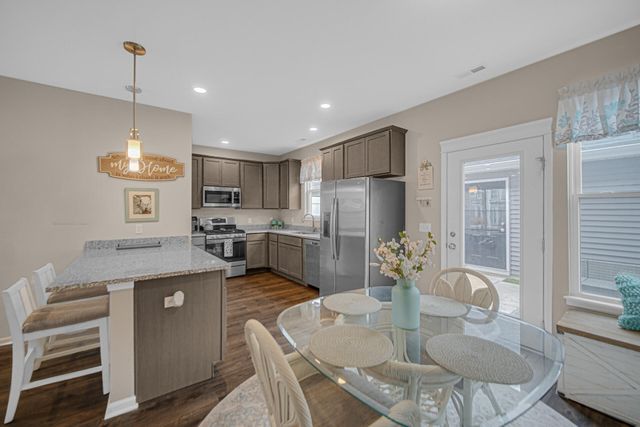 11789 Kentucky Street, Crown Point, IN 46307