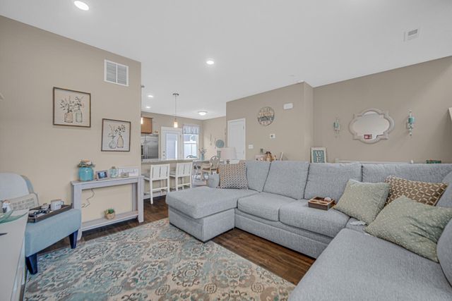 11789 Kentucky Street, Crown Point, IN 46307