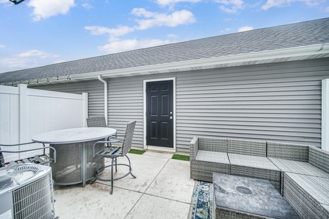 11789 Kentucky Street, Crown Point, IN 46307