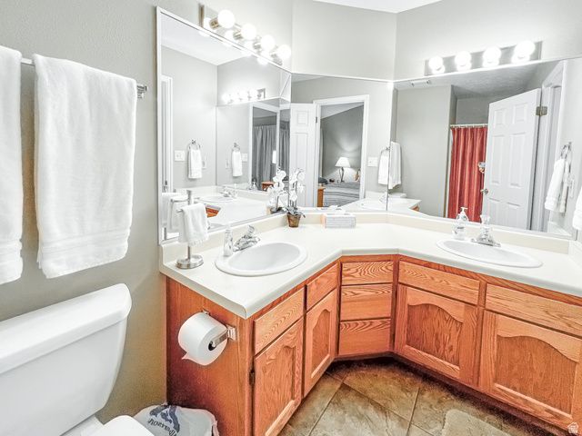 2051 W CANYON VIEW DR, St. George, UT 84770