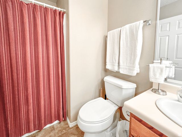 2051 W CANYON VIEW DR, St. George, UT 84770