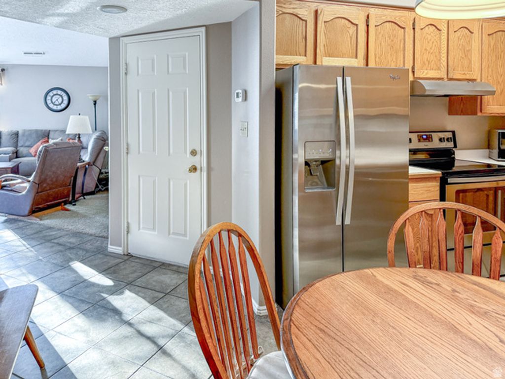 Image 11 of property listing at 2051 W CANYON VIEW DR, St. George, UT 84770