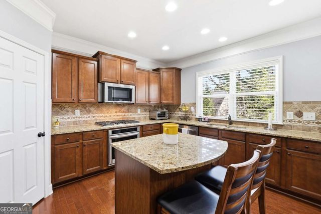 5001 Ridgemont Walk SE 18, Atlanta, GA 30339